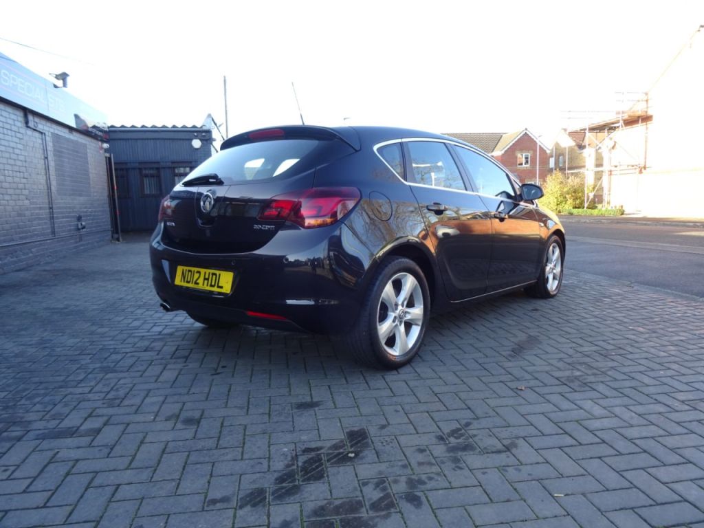 Used Vauxhall Astra 2012 for sale - 76697990: Photo 3