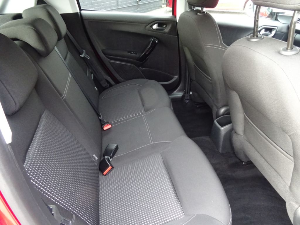 Used Peugeot 208 2019 for sale - 76197142: Photo 10