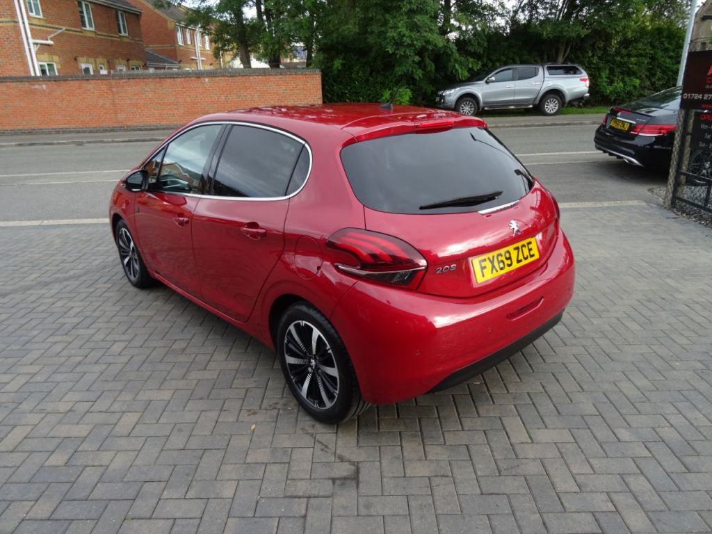 Used Peugeot 208 2019 for sale - 76197142: Photo 5