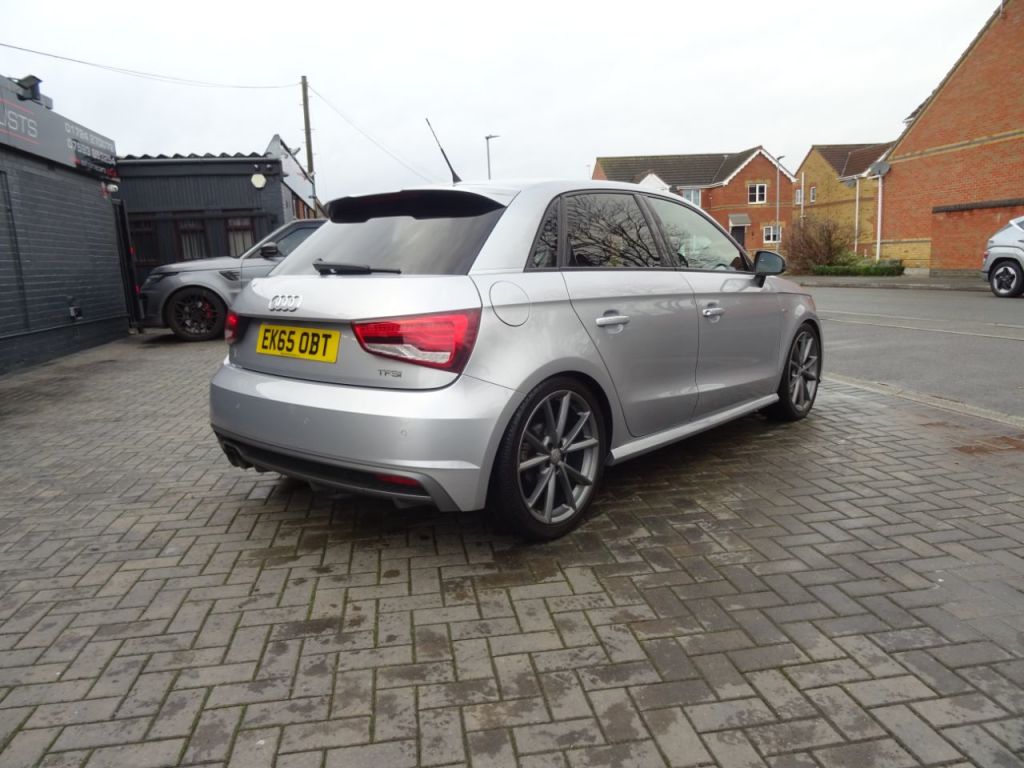 Used Audi A1 2015 for sale - 76949521: Photo 3