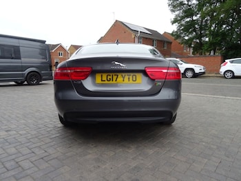 Used Jaguar XE 2017 for sale - 75631205: Photo