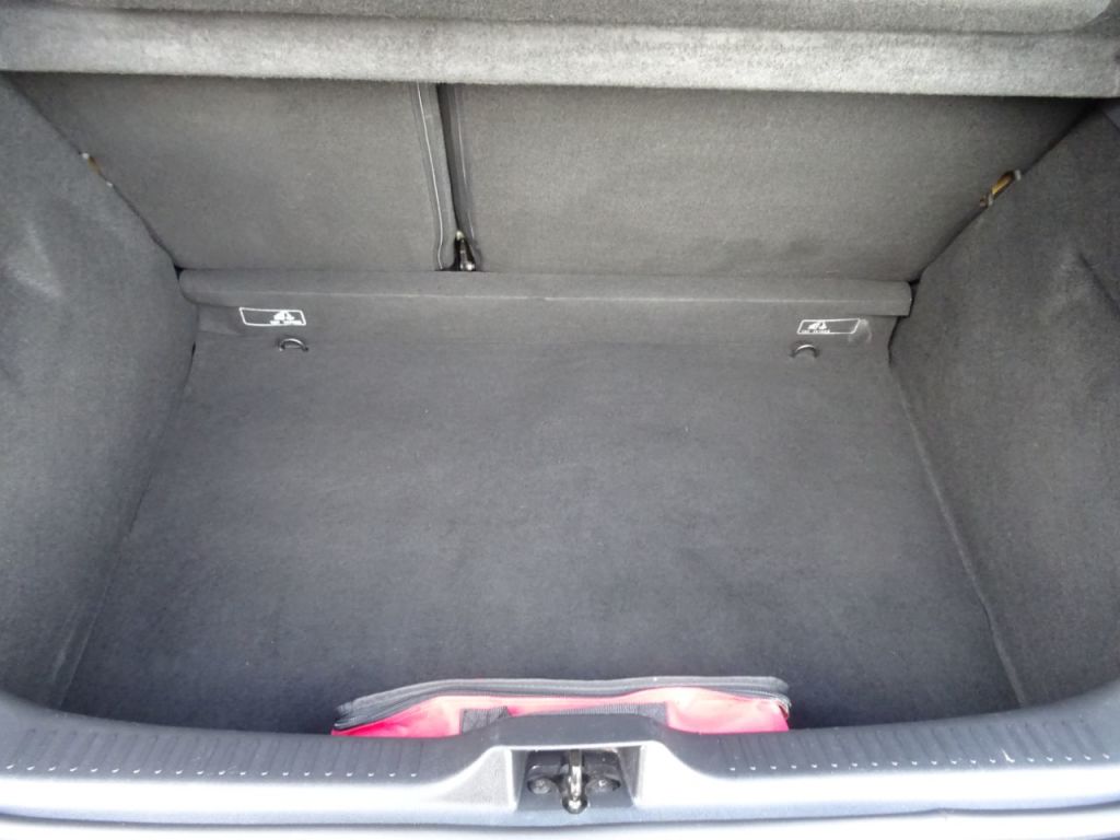 Used Renault Clio 2017 for sale - 77107064: Photo 11