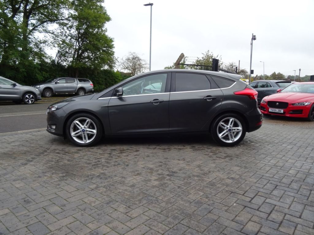 Used Ford Focus 2017 for sale - 76322781: Photo 6