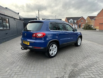 Used Volkswagen Tiguan 2011 for sale - 77845118: Photo