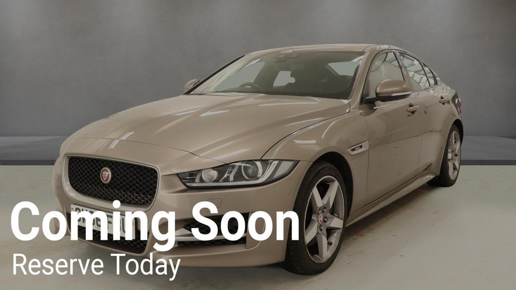 Used Jaguar XE 2017 for sale - 77871791: Photo 1