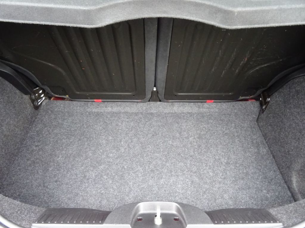 Used Abarth 500 2010 for sale - 76197136: Photo 11