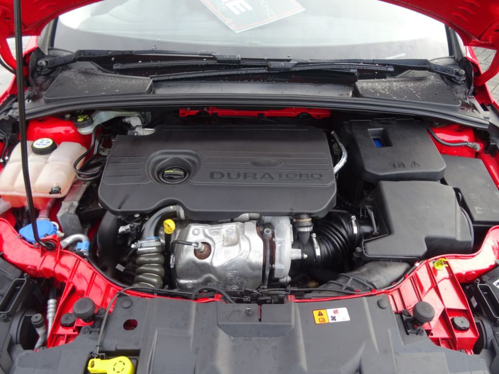 Used Ford Focus 2015 for sale - 76961707: Photo 12