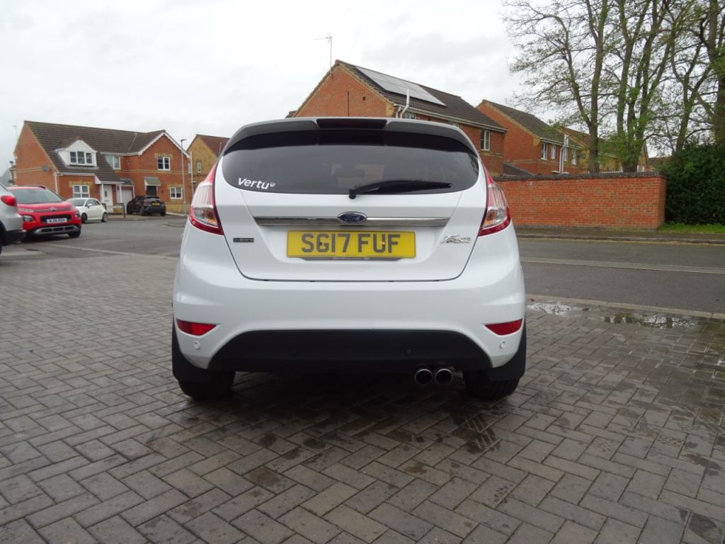 Used Ford Fiesta 2017 for sale - 76428955: Photo 4