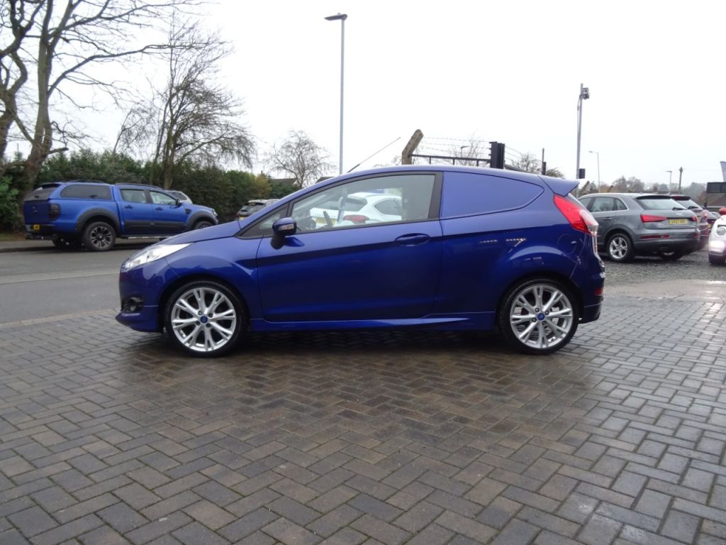 Used Ford Fiesta 2014 for sale - 77211653: Photo 6