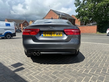 Used Jaguar XE 2016 for sale - 78779992: Photo
