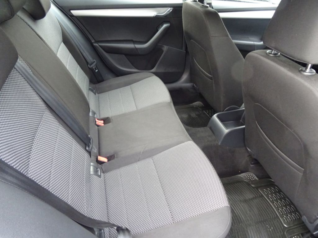 Used Skoda Octavia 2013 for sale - 77249186: Photo 10