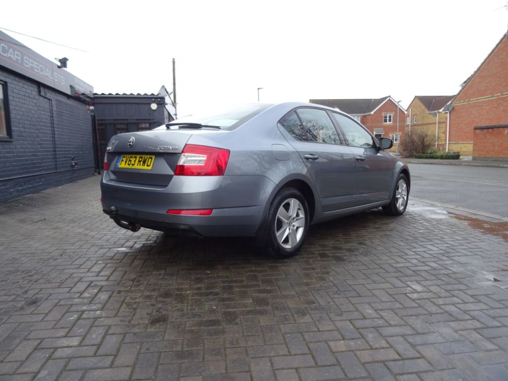 Used Skoda Octavia 2013 for sale - 77249186: Photo 3