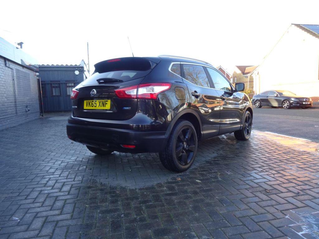 Used Nissan Qashqai 2015 for sale - 76603798: Photo 3