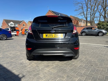 Used Ford Fiesta 2015 for sale - 78167787: Photo