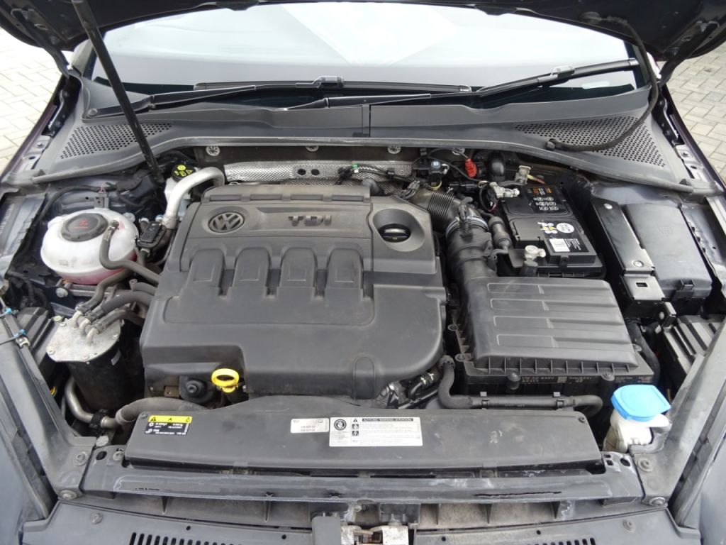 Used Volkswagen Golf 2018 for sale - 76909642: Photo 12