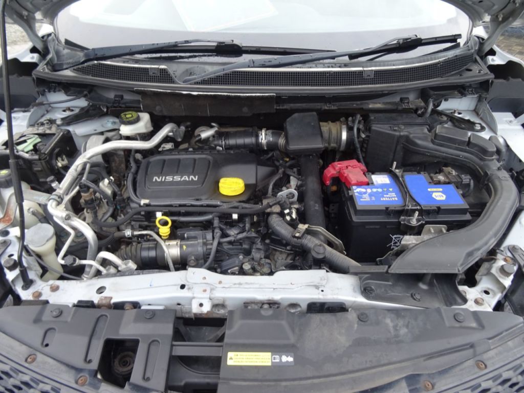 Used Nissan Qashqai 2015 for sale - 77152800: Photo 12