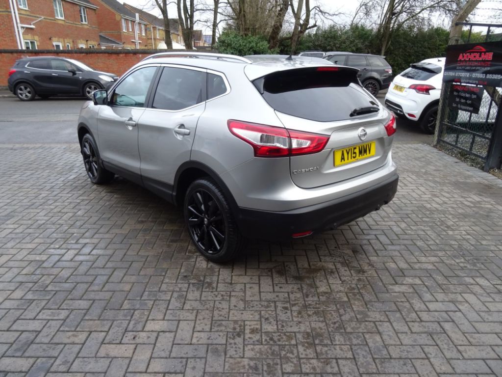 Used Nissan Qashqai 2015 for sale - 77152800: Photo 5