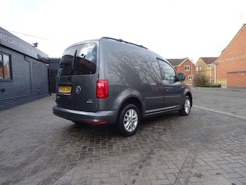 Used Volkswagen Caddy 2016 for sale - 77107067: Photo