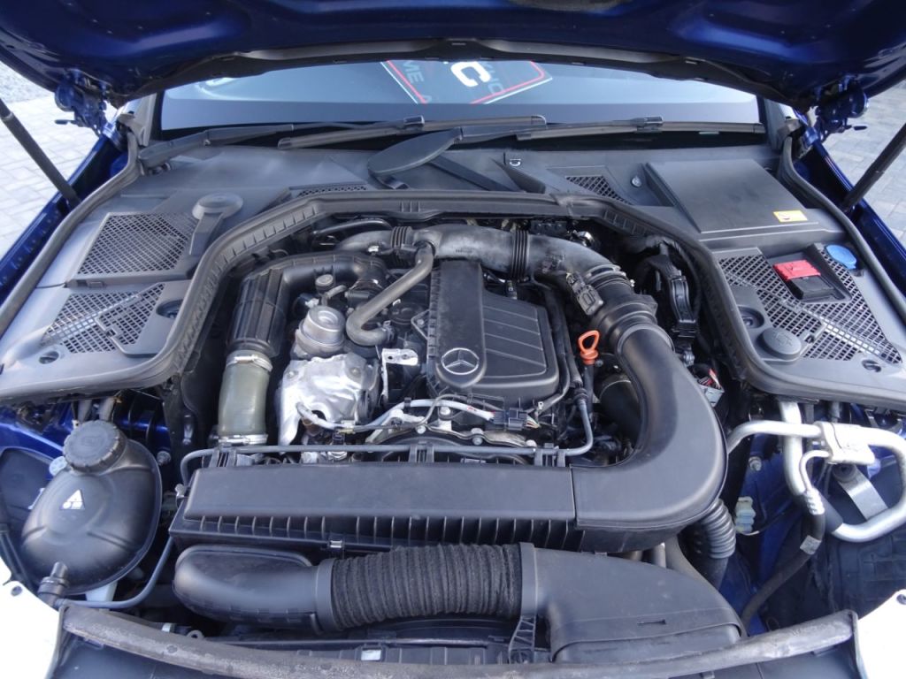 Used Mercedes-Benz C-Class 2015 for sale - 76028843: Photo 12