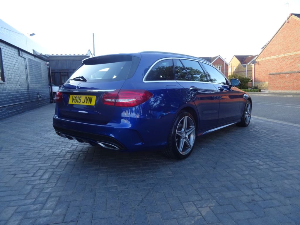 Used Mercedes-Benz C-Class 2015 for sale - 76028843: Photo 3