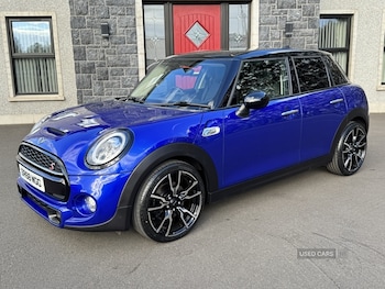 Used MINI Hatch 2019 for sale - 75671248: Photo