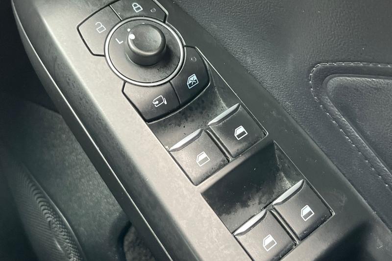 Used Ford Focus 2023 for sale - 77901129: Photo 16