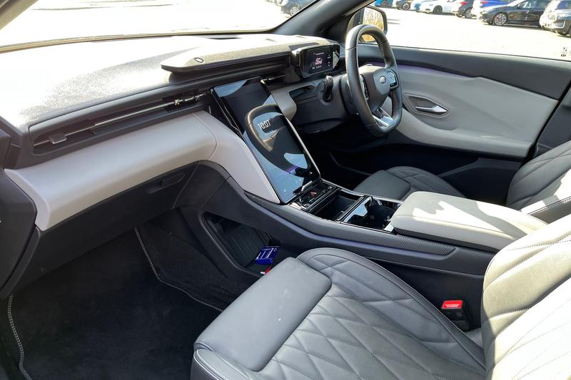 Used Ford Explorer 2025 for sale - 77733314: Photo 18