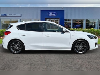 Used Ford Focus 2020 for sale - 75325502: Photo