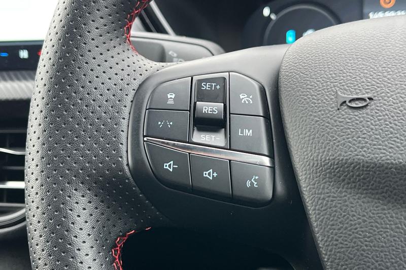 Used Ford Kuga 2025 for sale - 77613665: Photo 31