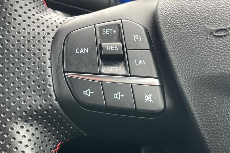 Used Ford Puma 2023 for sale - 76277317: Photo 32