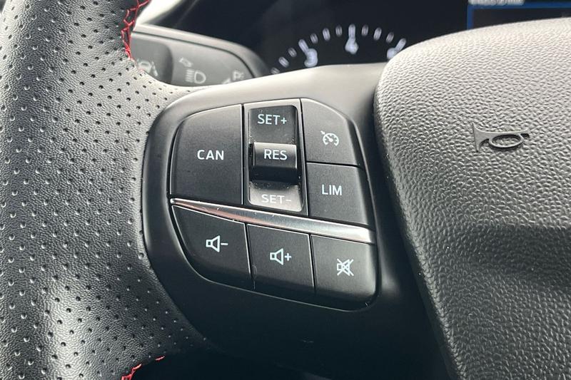 Used Ford Fiesta 2023 for sale - 76234739: Photo 32