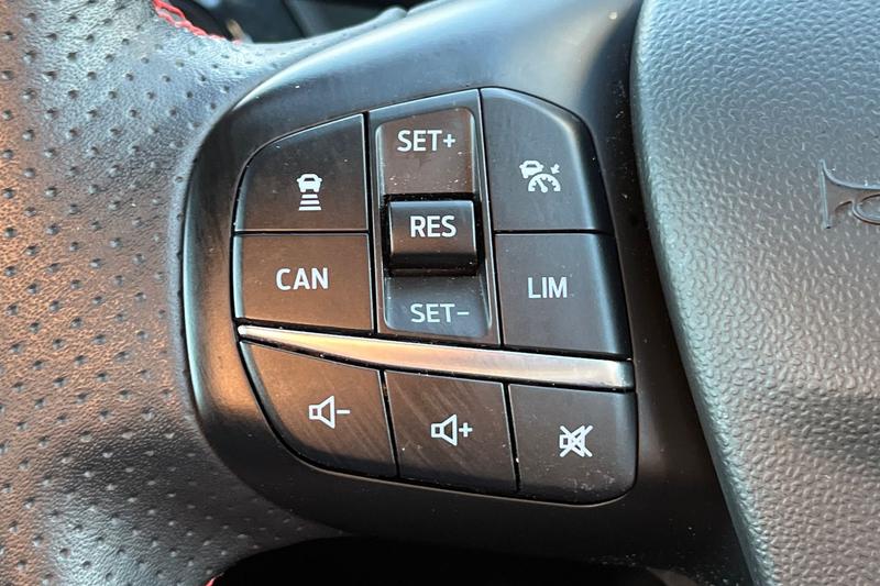 Used Ford Fiesta 2020 for sale - 77128152: Photo 32