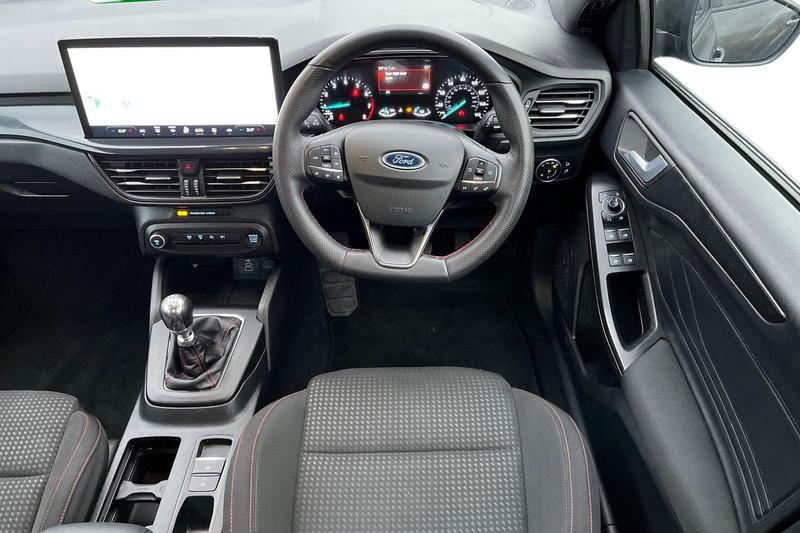 Used Ford Focus 2023 for sale - 76767093: Photo 11