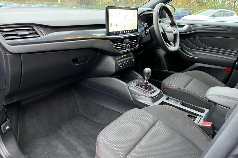 Used Ford Focus 2023 for sale - 76767093: Photo 18