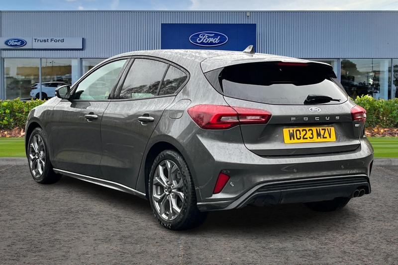 Used Ford Focus 2023 for sale - 76767093: Photo 2