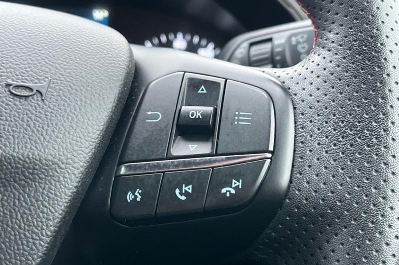 Used Ford Focus 2023 for sale - 76767093: Photo 33