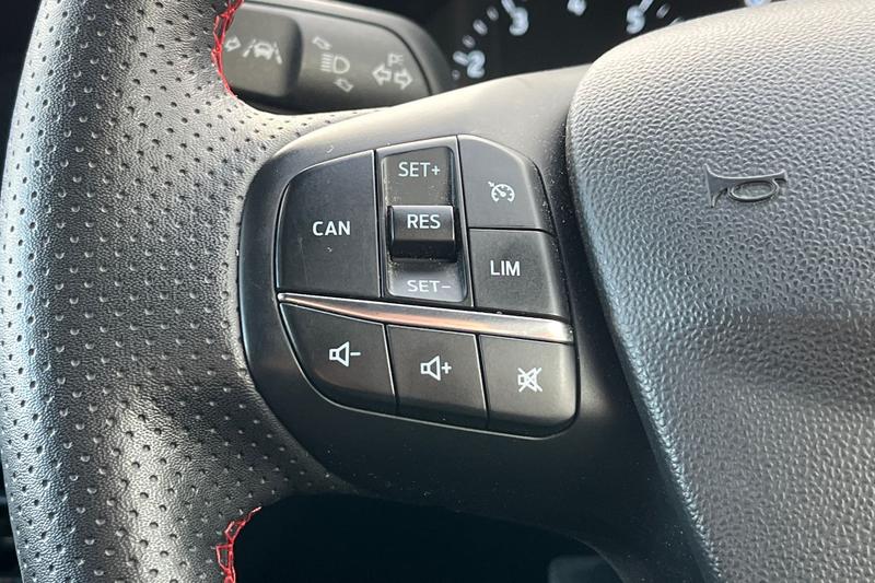 Used Ford Fiesta 2022 for sale - 76568666: Photo 32