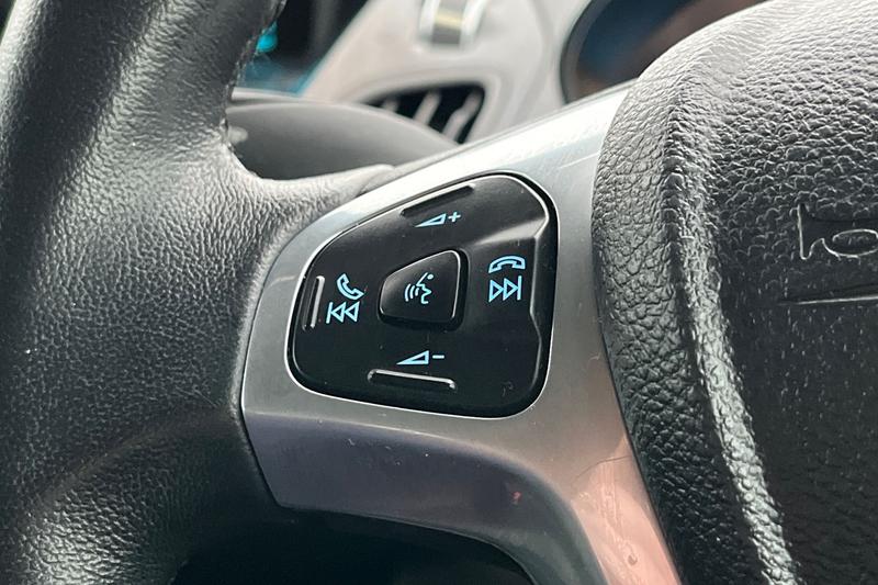 Used Ford B-MAX 2016 for sale - 77071545: Photo 31