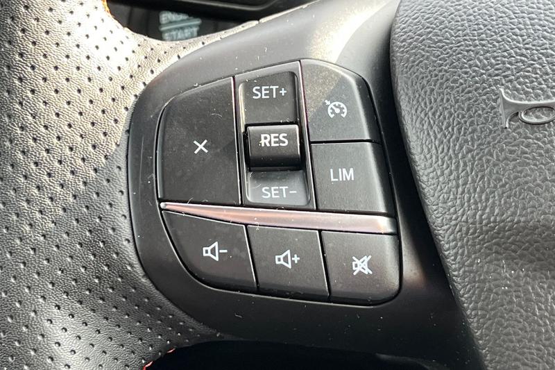 Used Ford Kuga 2023 for sale - 77965817: Photo 31