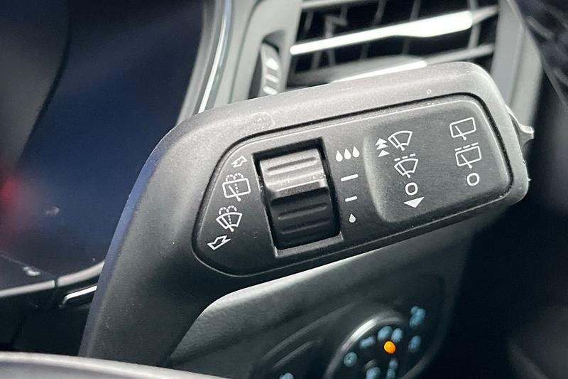 Used Ford Focus 2023 for sale - 76882733: Photo 15