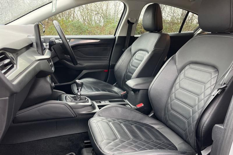 Used Ford Focus 2023 for sale - 76882733: Photo 19