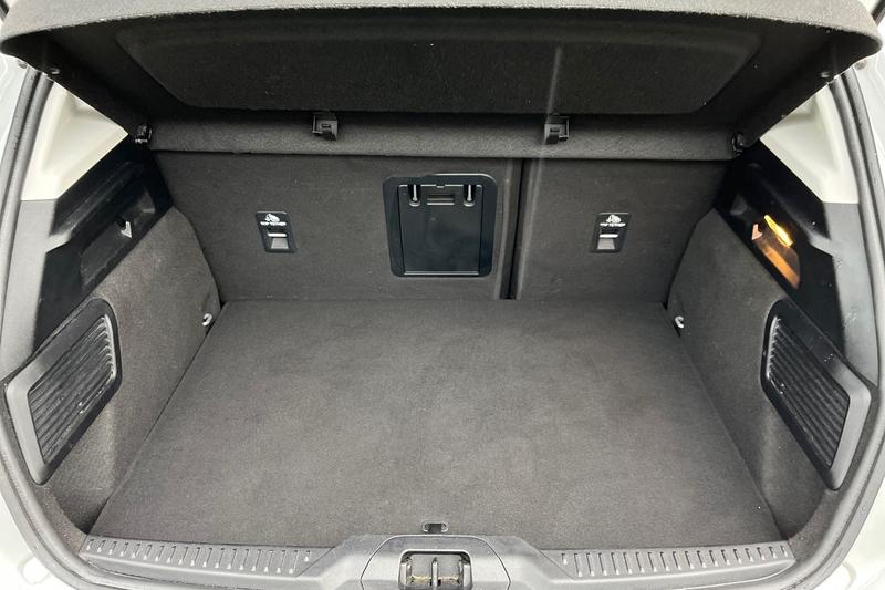 Used Ford Focus 2023 for sale - 76882733: Photo 21