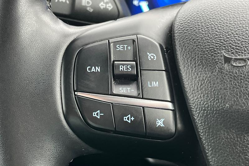 Used Ford Focus 2023 for sale - 76882733: Photo 32