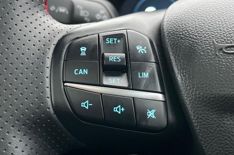 Used Ford Focus 2025 for sale - 77006024: Photo 32