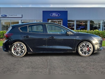 Used Ford Focus 2025 for sale - 77006024: Photo