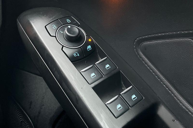 Used Ford Focus 2023 for sale - 76819259: Photo 16