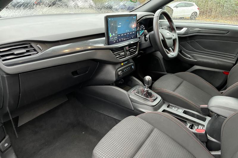 Used Ford Focus 2023 for sale - 76819259: Photo 18