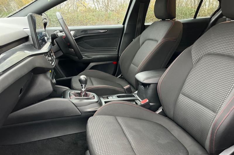 Used Ford Focus 2023 for sale - 76819259: Photo 19