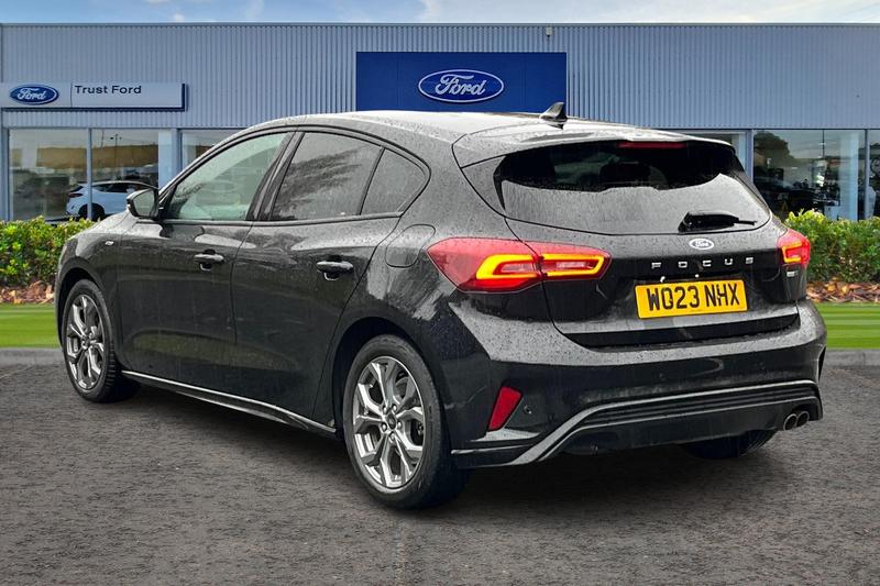 Used Ford Focus 2023 for sale - 76819259: Photo 2