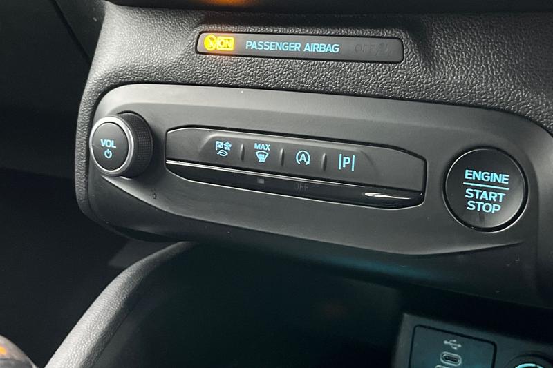 Used Ford Focus 2023 for sale - 76819259: Photo 31